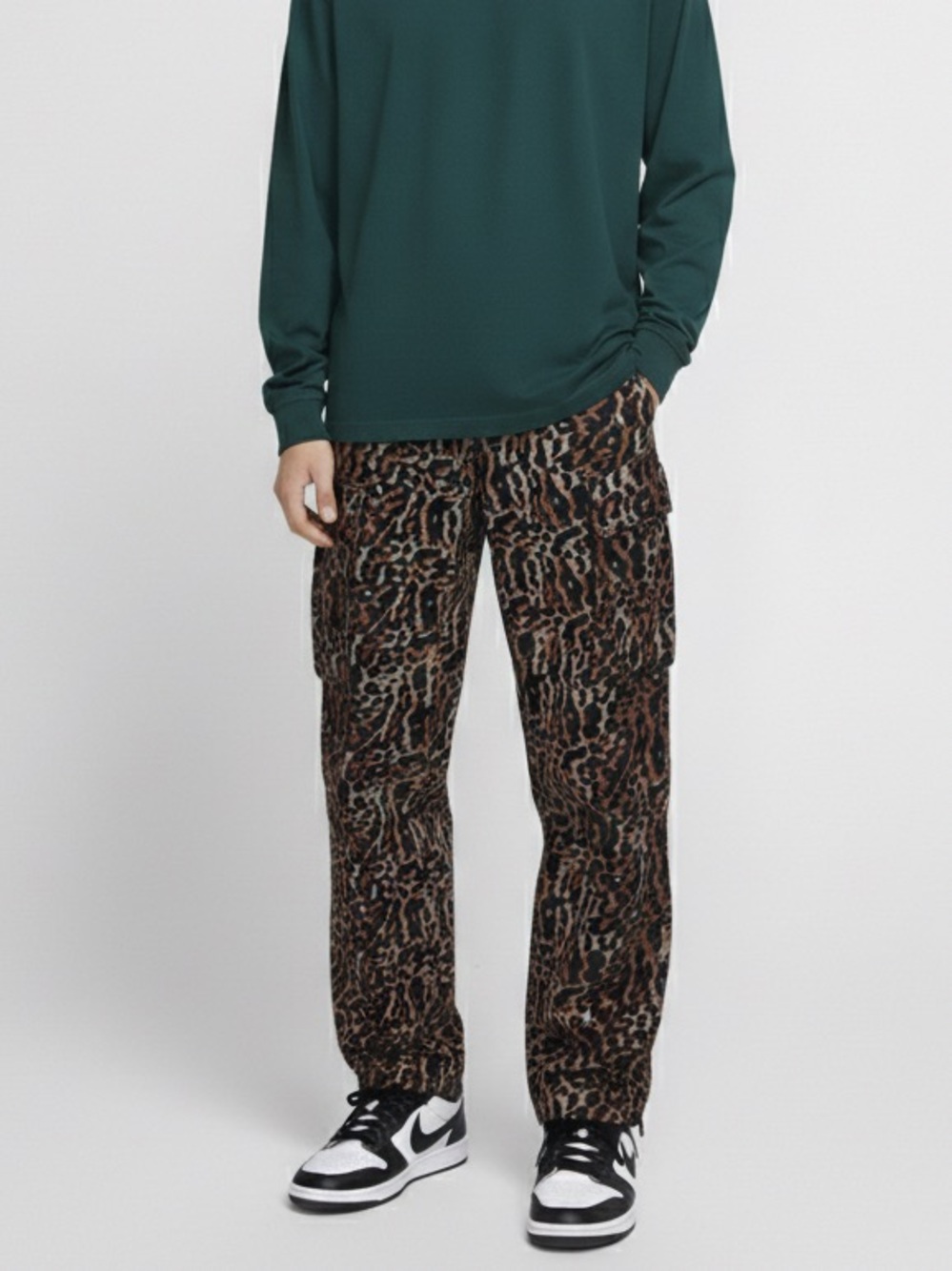 Nike Men's Cargo Pants in Olive Green and Brown Camo